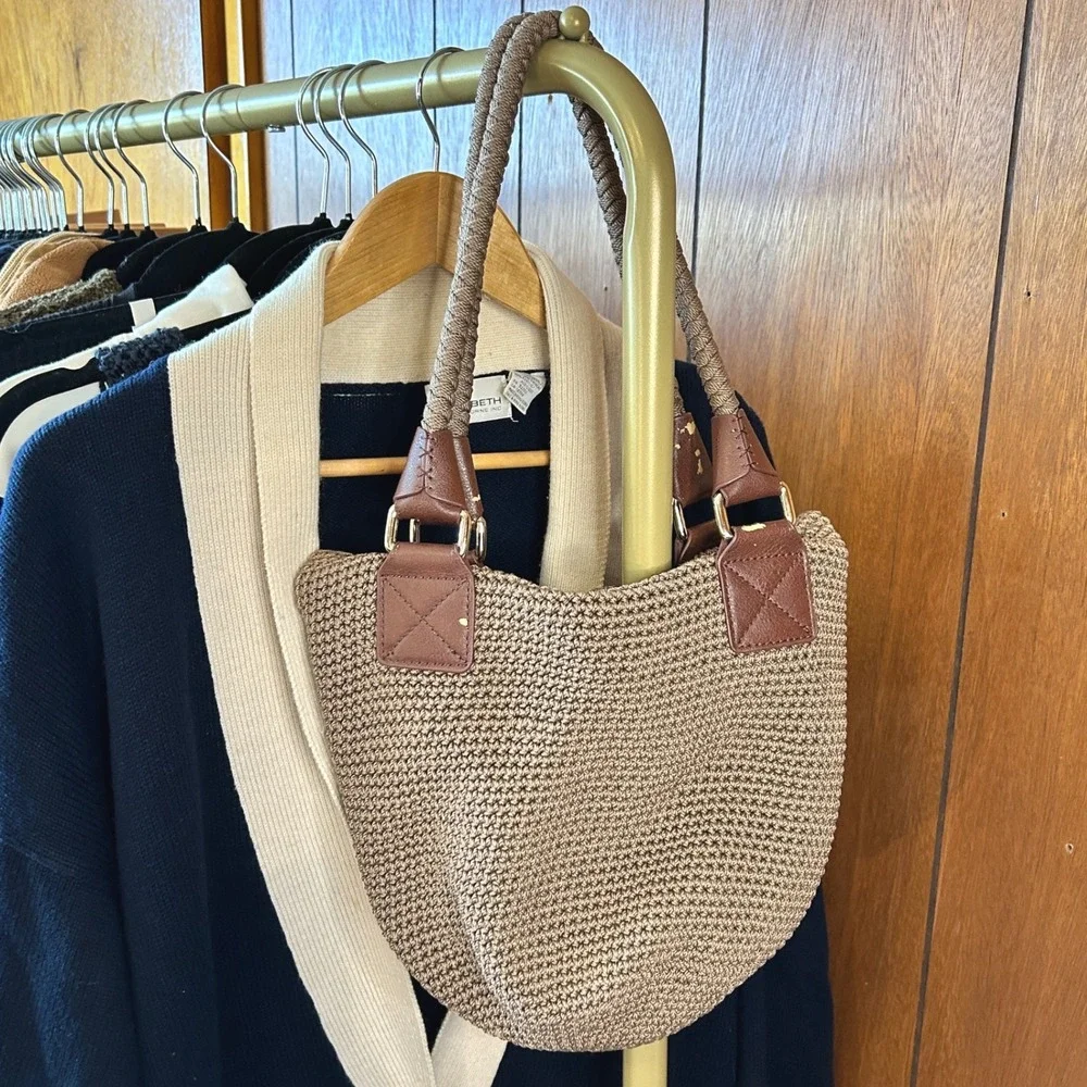 The Sak Crochet Hobo Bag Tan‎ Brown Shoulder Bag Zip Closure